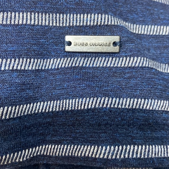2/49$‎ Men’s BOSS Orange V neckline T shirt size medium - Picture 6 of 8